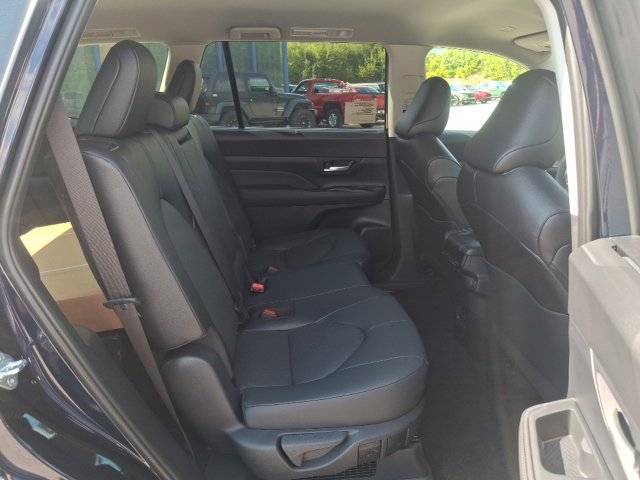 New 2026 Toyota Grand Highlander XLE FWD image 28
