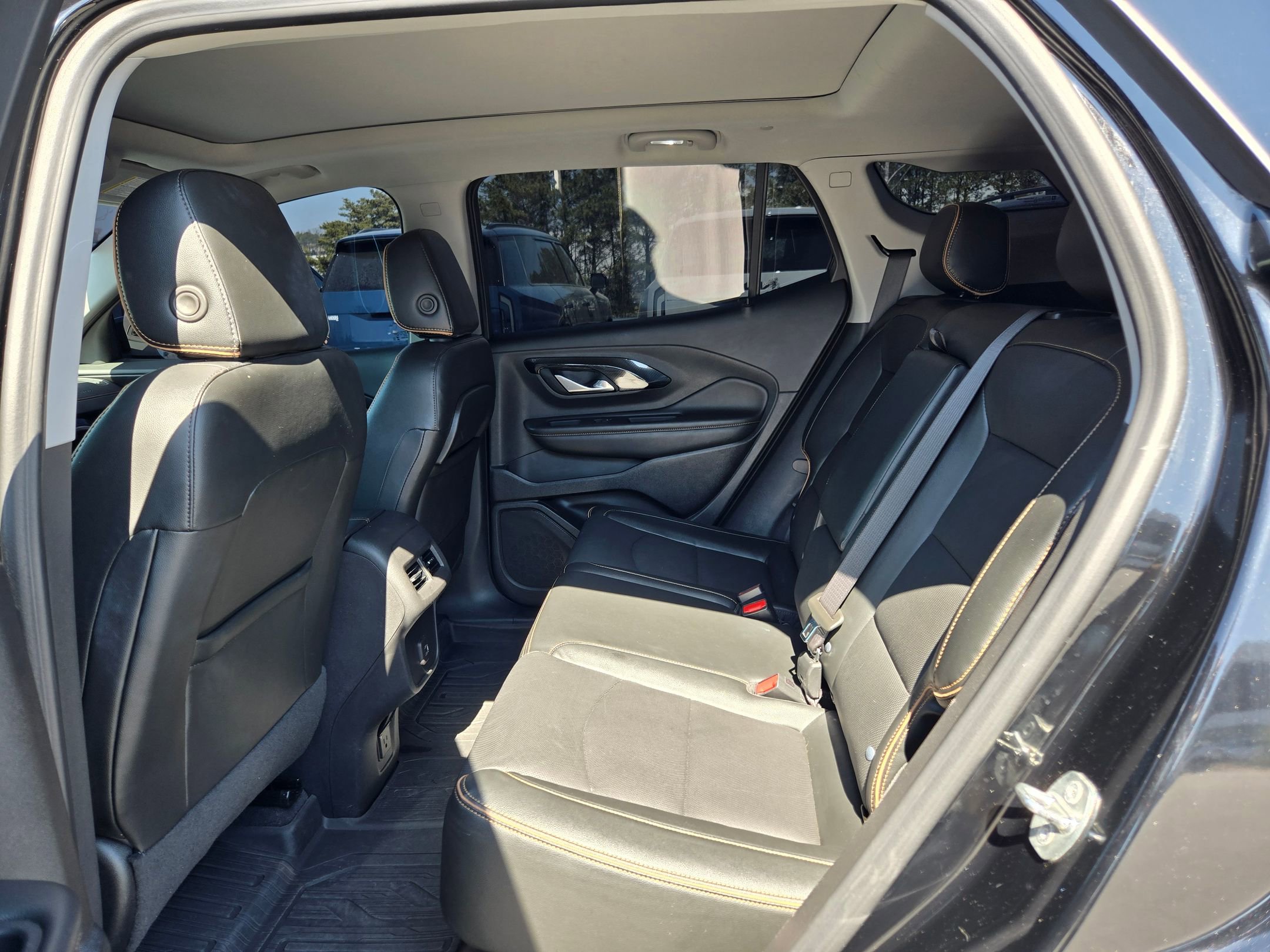 Used 2023 GMC Terrain AT4 w/ Infotainment Package II image 36