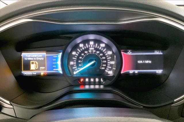 Used 2019 Ford Fusion SE FWD image 16
