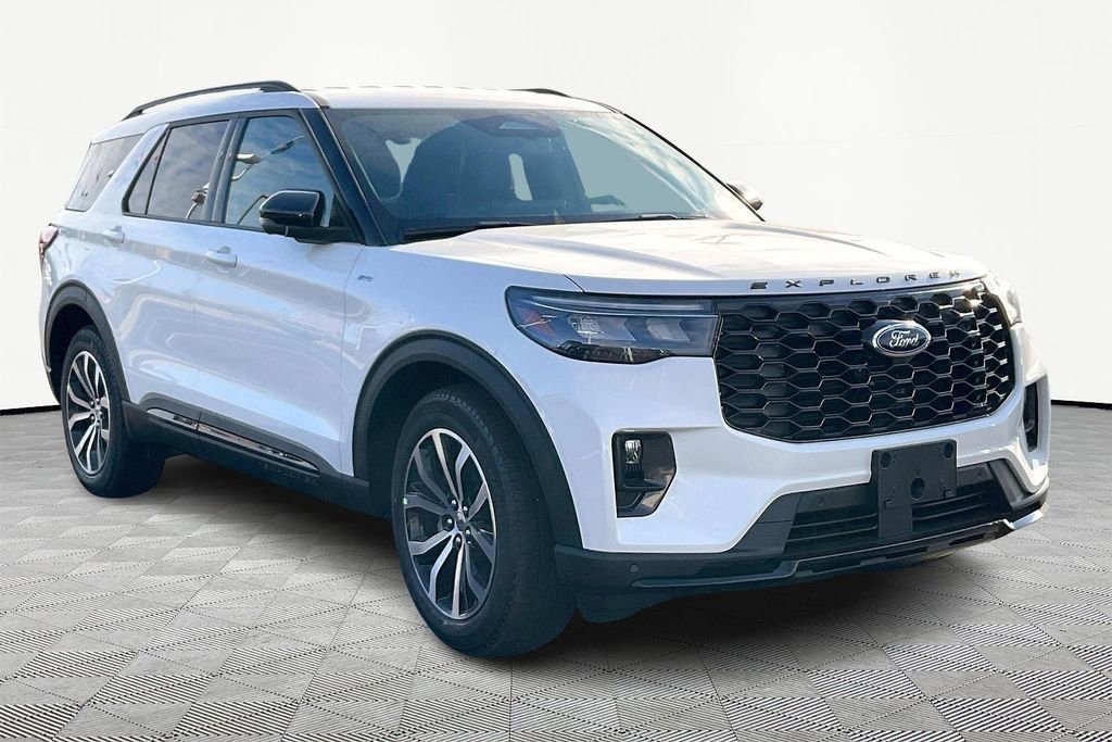 New 2026 Ford Explorer ST-Line w/ Premium Package