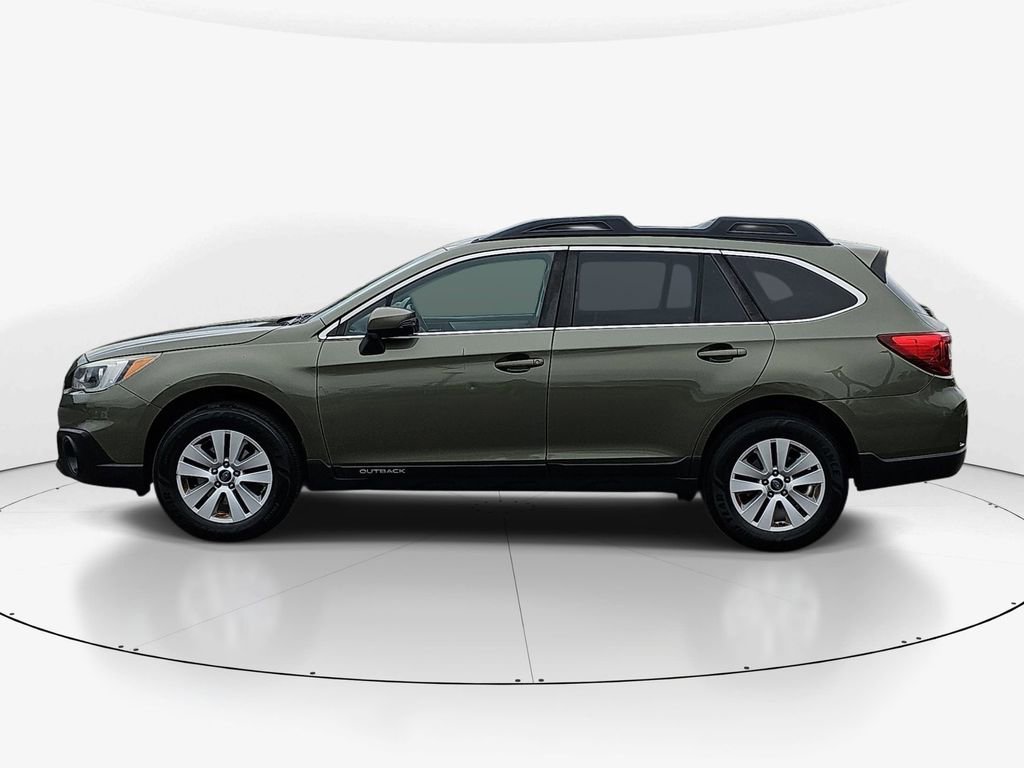 Used 2017 Subaru Outback 2.5i Premium image 9