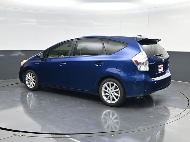 Used 2012 Toyota Prius V Five image 5