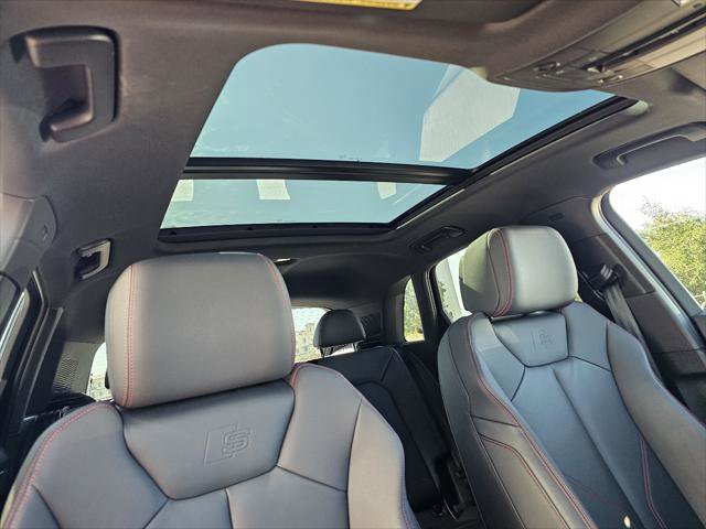 Certified 2025 Audi Q3 2.0T Premium Plus w/ Premium Plus Package AWD/4WD image 3