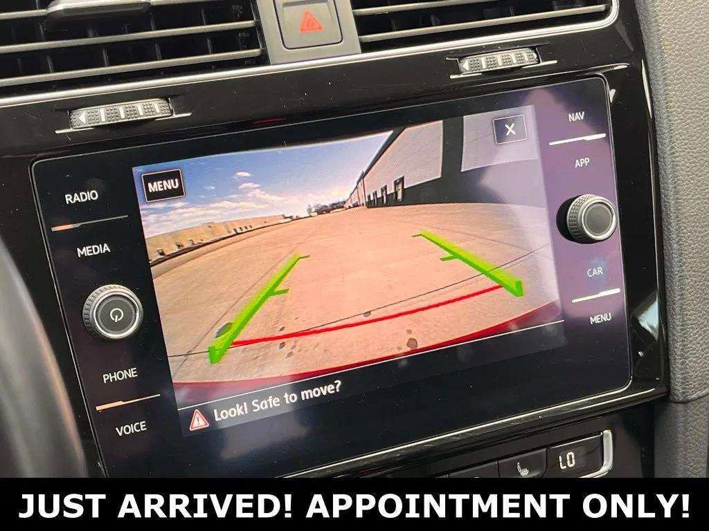 Used 2019 Volkswagen Golf R 4-Door image 20