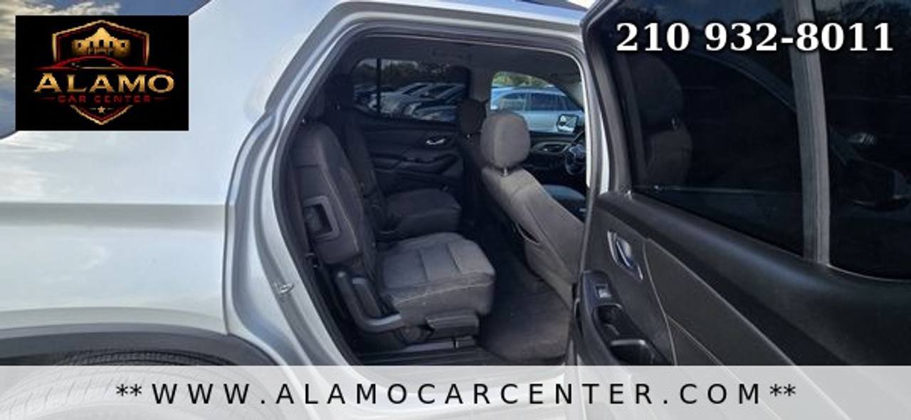 Used 2020 Chevrolet Traverse LT FWD image 19
