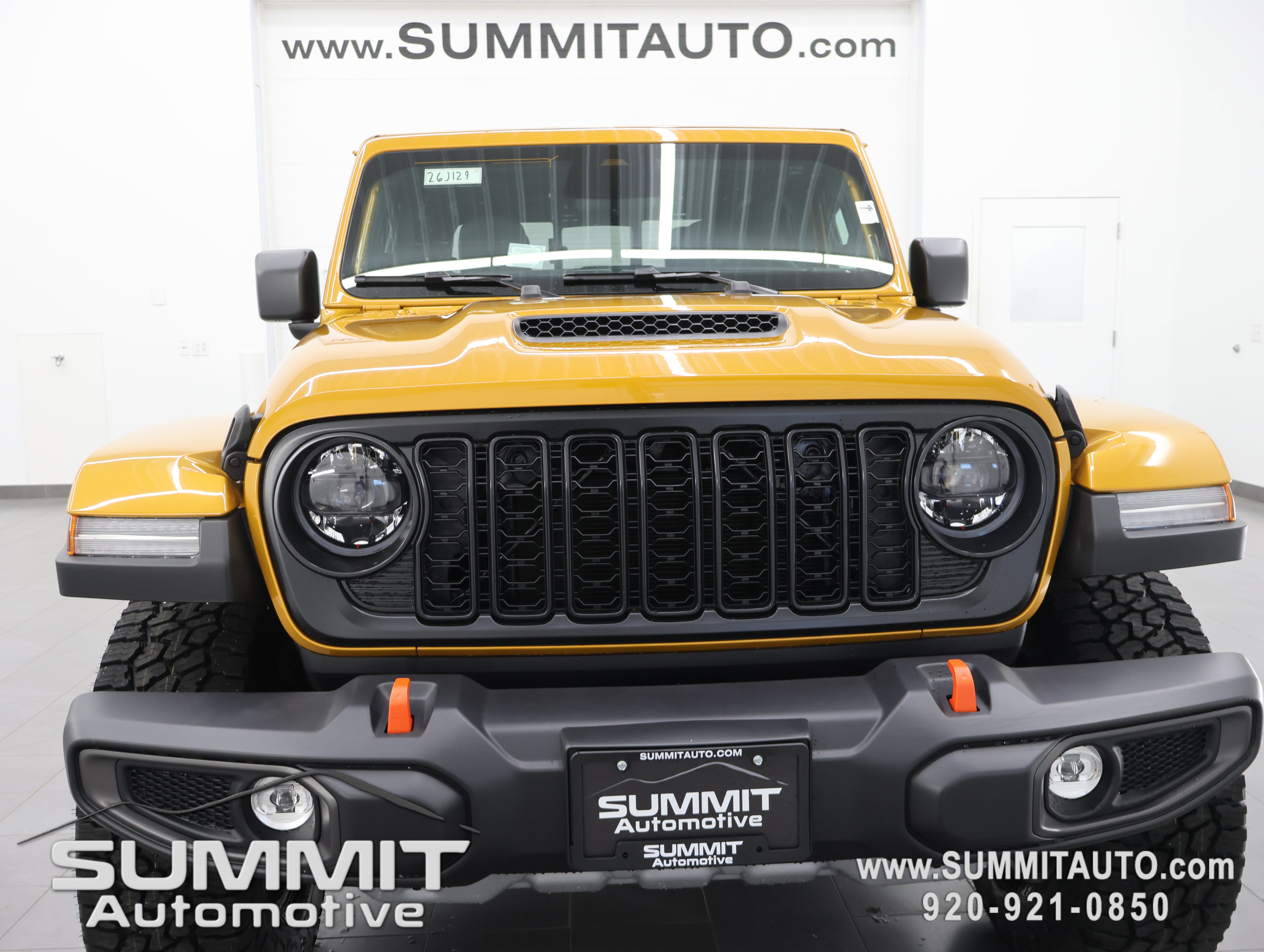 New 2026 Jeep Gladiator Mojave w/ Safety Group AWD/4WD image 21