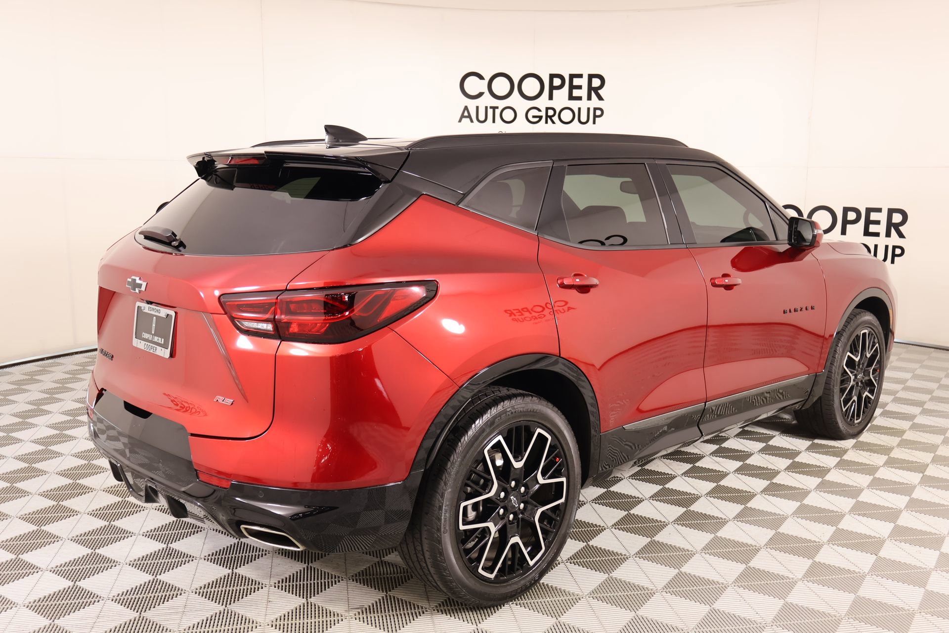 Used 2023 Chevrolet Blazer RS FWD image 21