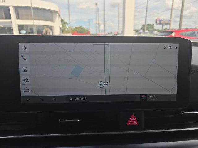 Used 2025 Kia Carnival FWD image 14