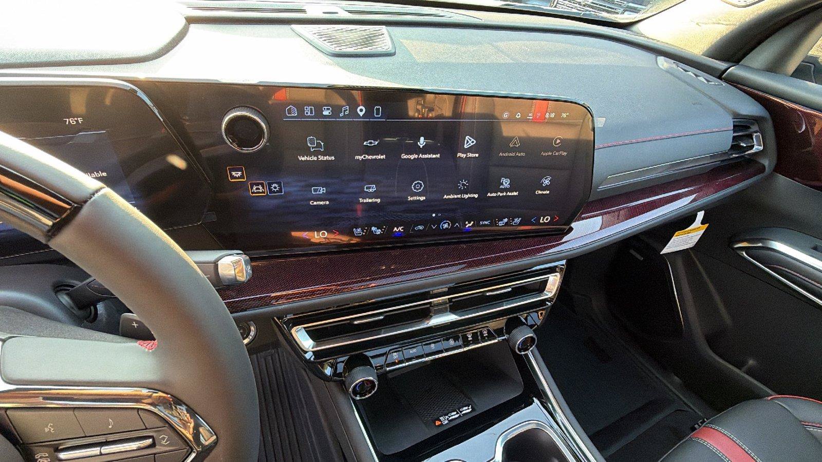 New 2027 Chevrolet Traverse RS w/ LPO, Floor Liner Package FWD image 5