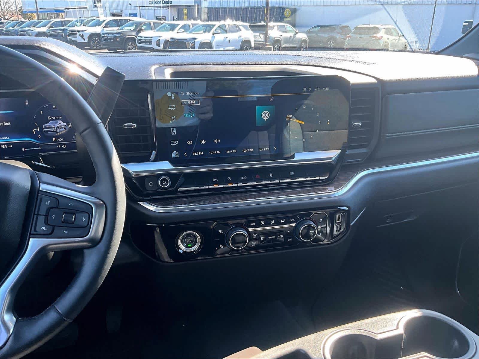 Used 2023 Chevrolet Silverado 1500 LT AWD/4WD image 17