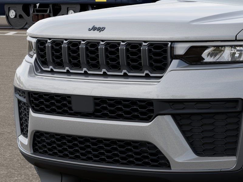 New 2026 Jeep Grand Cherokee L 2WD image 11