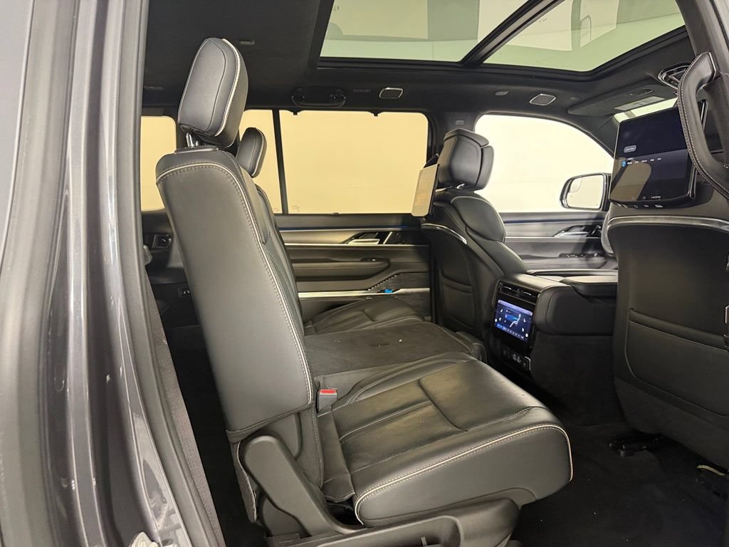 Used 2023 Jeep Grand Wagoneer L Series II w/ Quick Order Packagew 28T AWD/4WD image 27