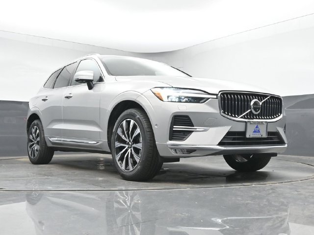 Used 2023 Volvo XC60 B5 Plus w/ Climate Package AWD/4WD image 36