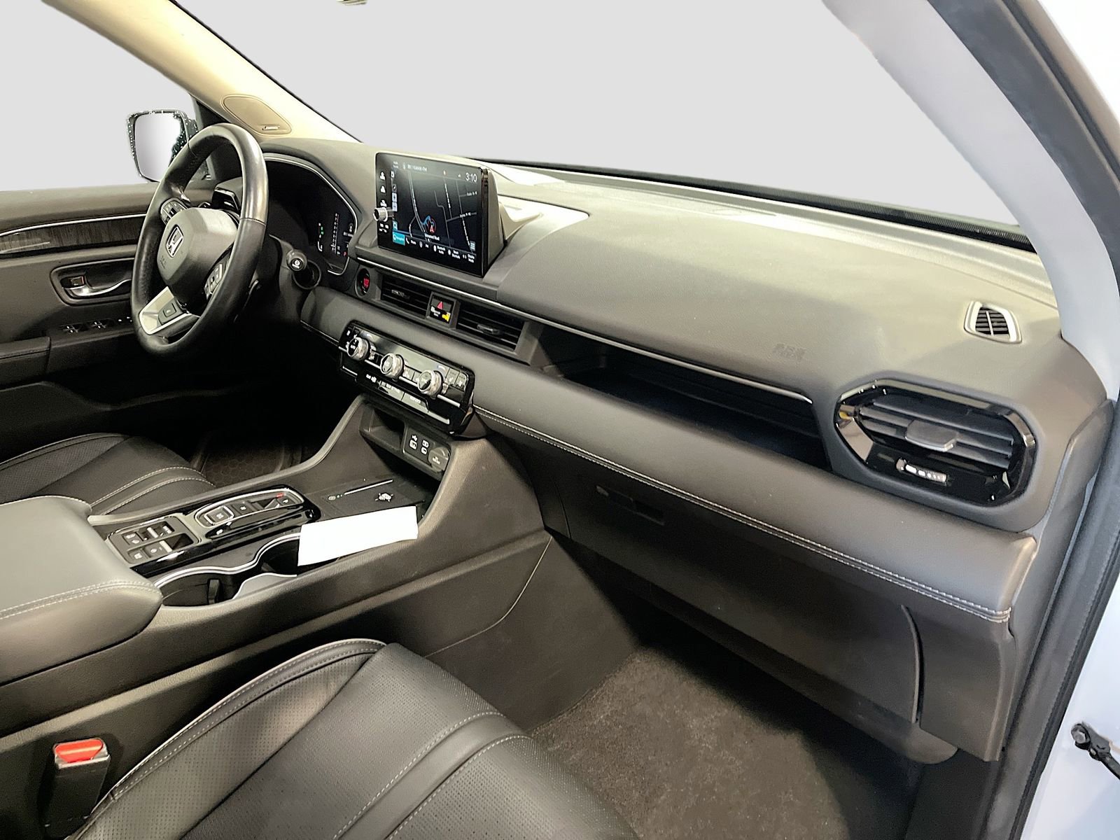 Used 2024 Honda Pilot Elite image 32