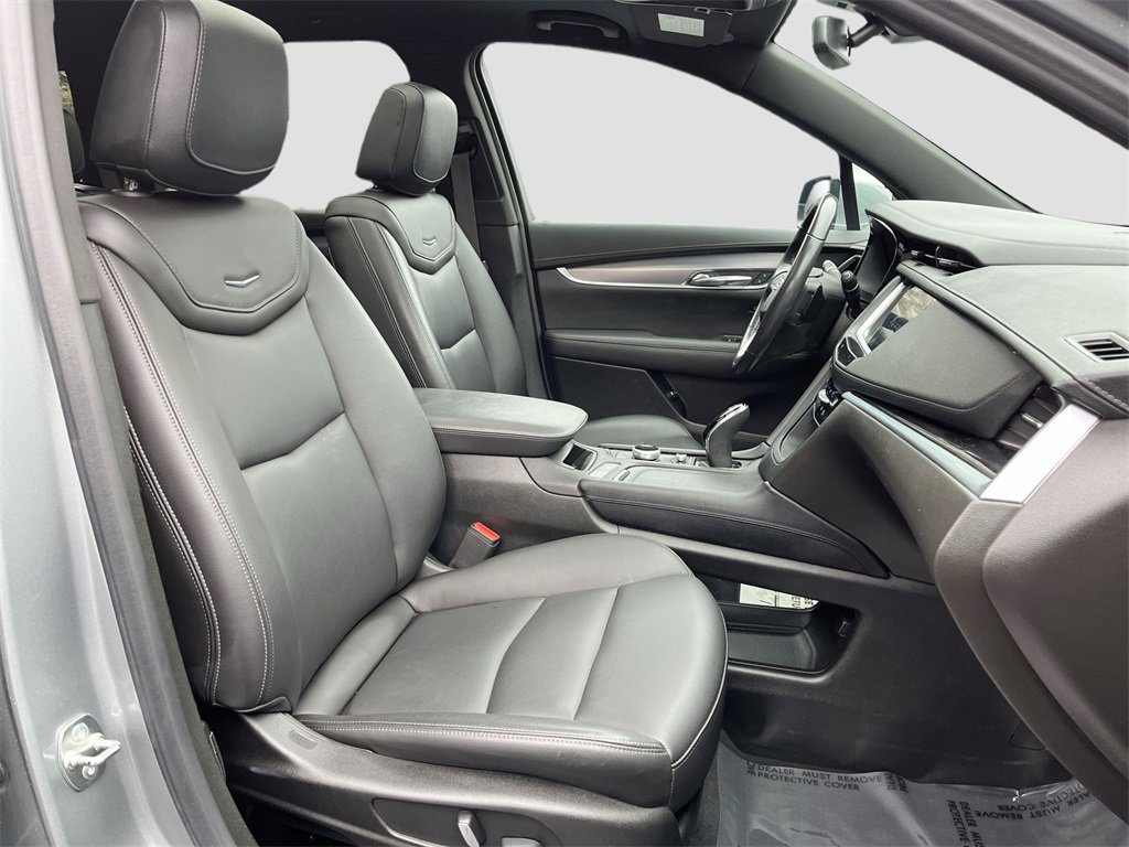 Certified 2024 Cadillac XT6 Luxury w/ LPO, Floor Liner Package image 29