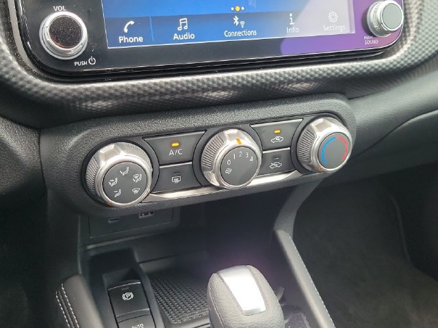 Certified 2024 Nissan Kicks SV FWD image 28