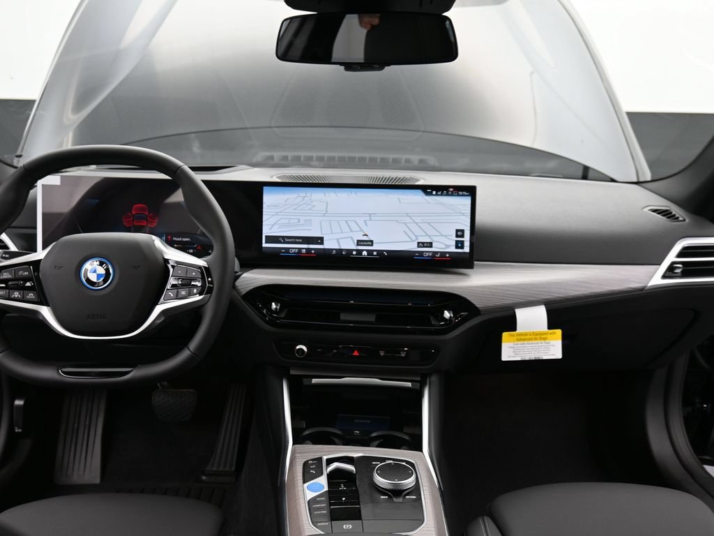 New 2026 BMW i4 xDrive40i w/ Premium Package AWD/4WD image 13