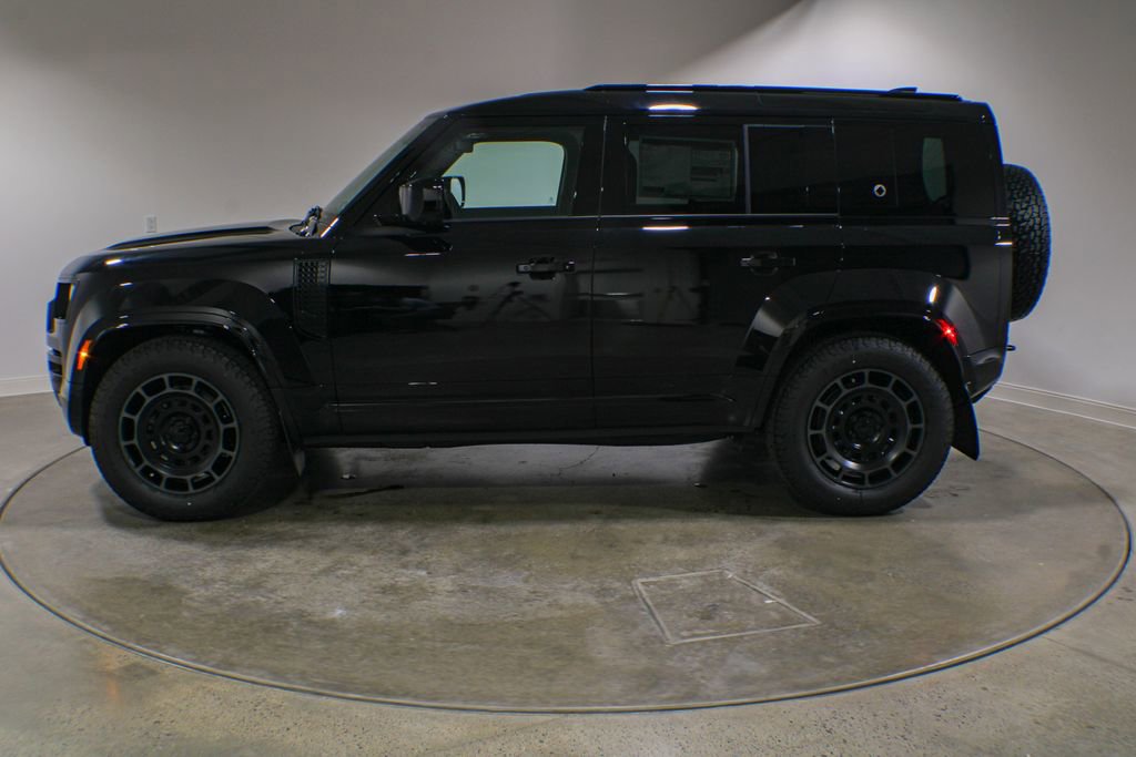 New 2026 Land Rover Defender 110 AWD/4WD image 2