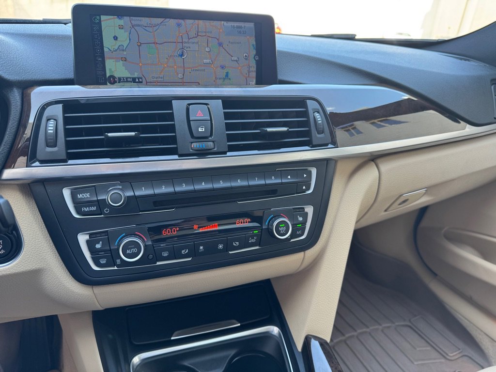 Used 2015 BMW 328i xDrive Wagon image 20