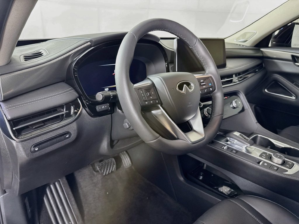 Certified 2027 INFINITI QX60 Luxe w/ Cargo Package FWD image 12