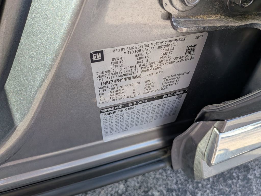 Certified 2022 Buick Envision Avenir w/ Technology Package II image 32