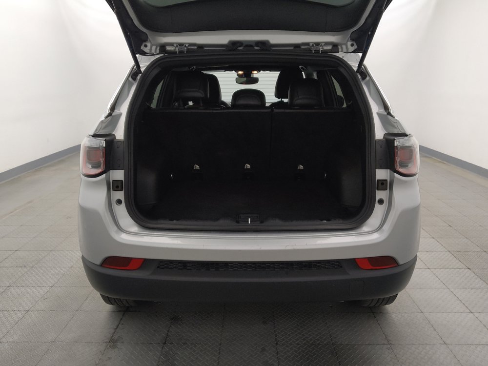 Used 2024 Jeep Compass Latitude AWD/4WD image 29