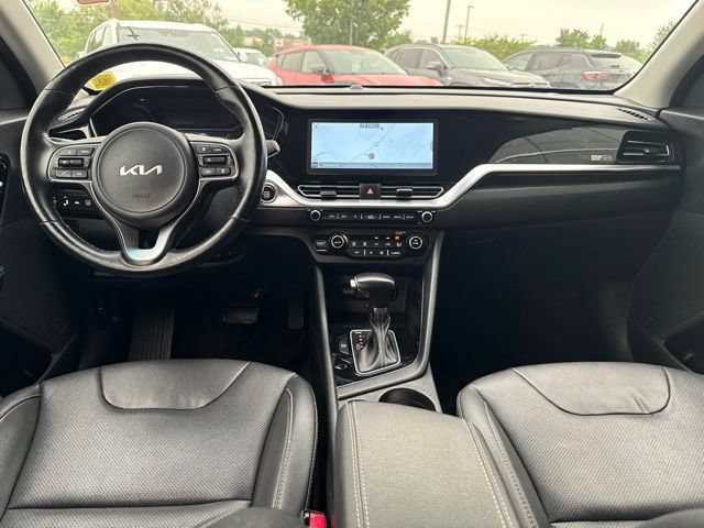 Certified 2022 Kia Niro EX Premium FWD image 17