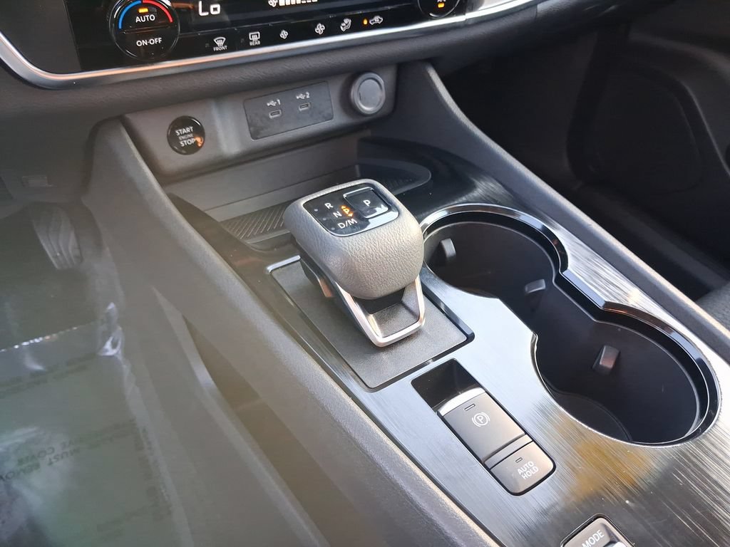 Used 2026 Nissan Rogue SV FWD image 27