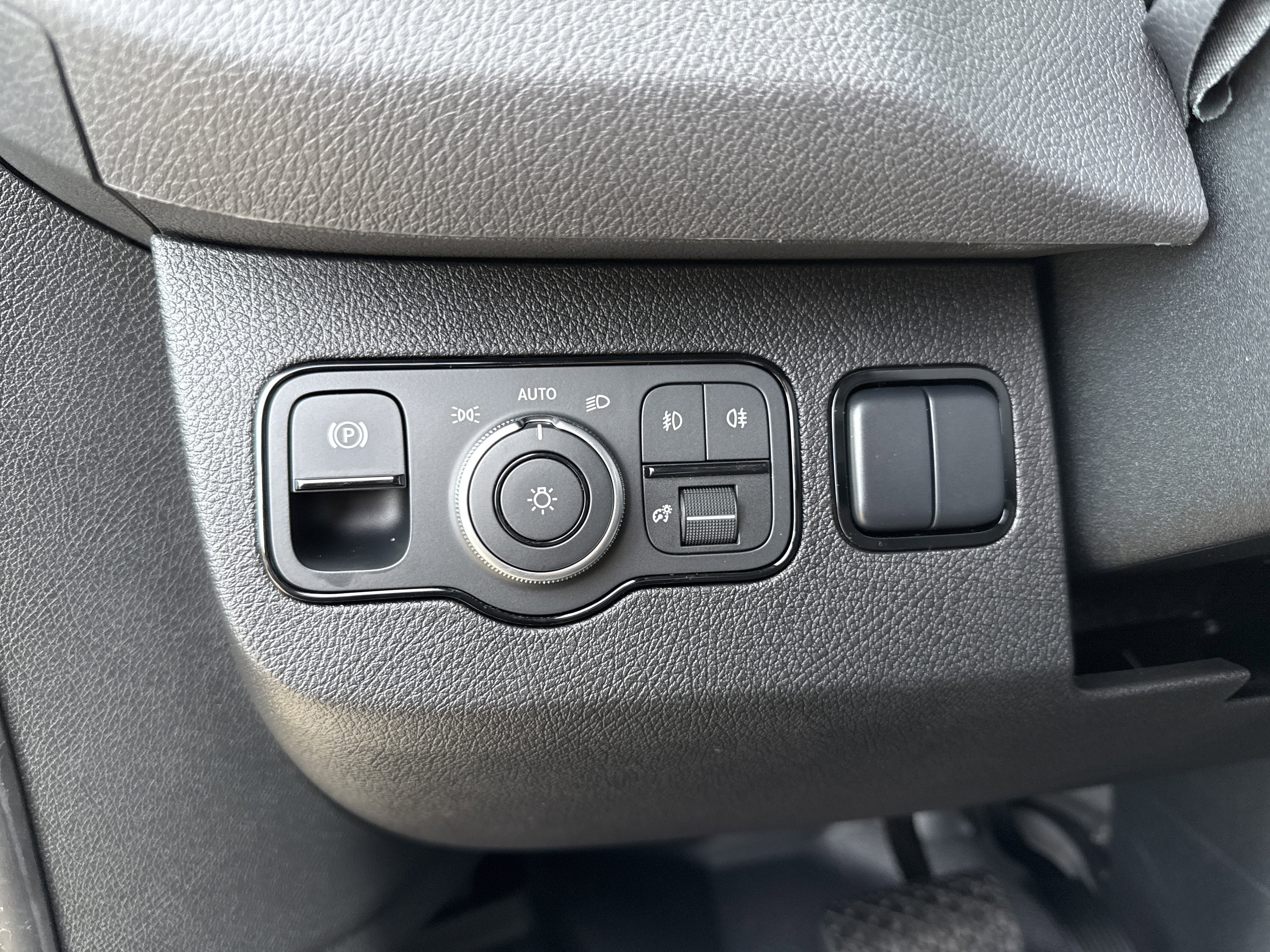 New 2026 Mercedes-Benz Sprinter 2500 image 17