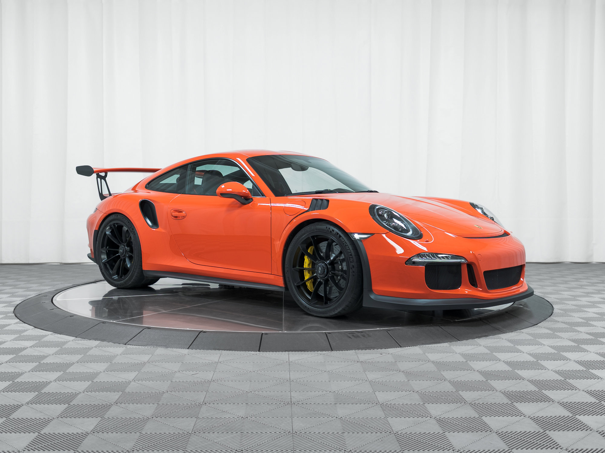 Certified 2016 Porsche 911 GT3 RS image 9