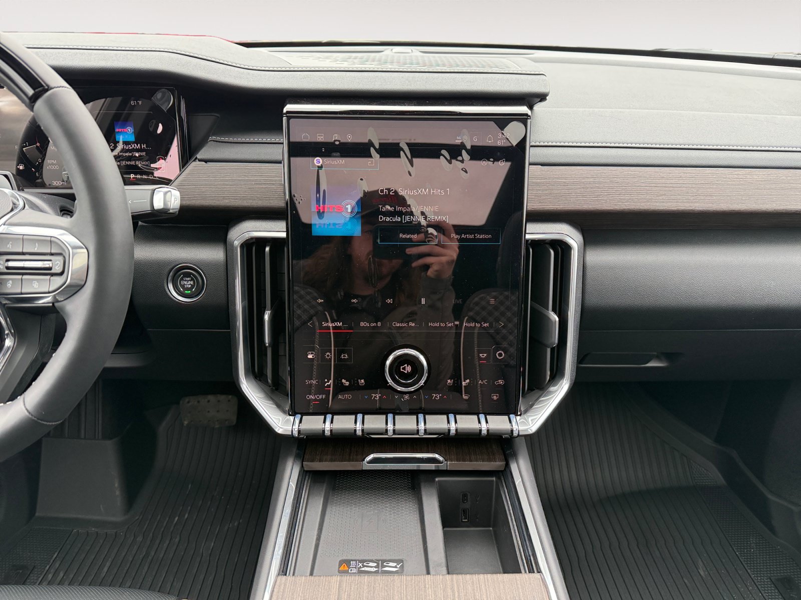 New 2026 GMC Acadia Denali w/ Super Cruise Package FWD image 11