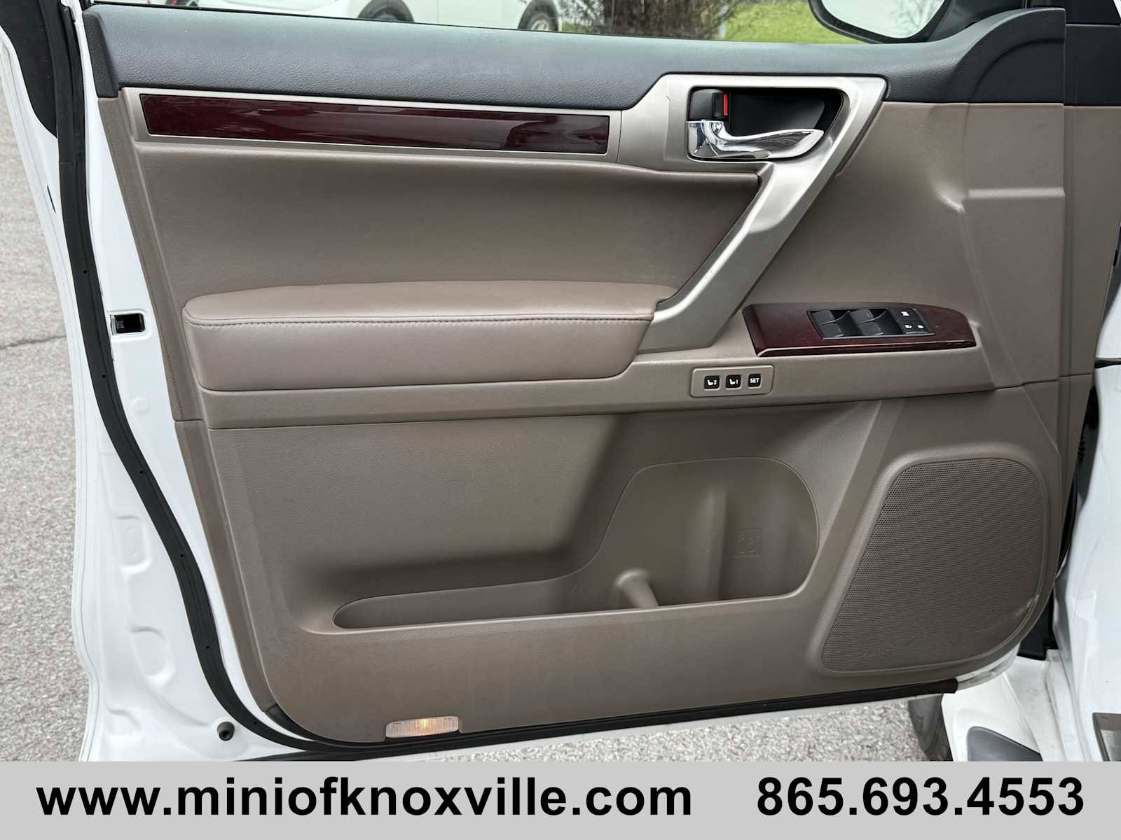 Used 2017 Lexus GX 460 Premium image 13