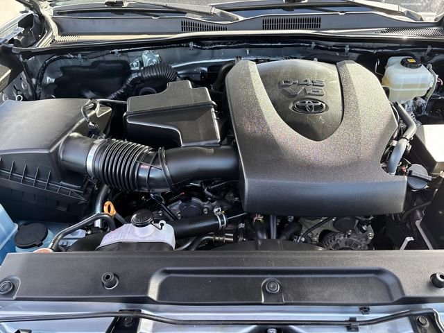 Used 2019 Toyota Tacoma TRD Off-Road w/ Technology Package image 23