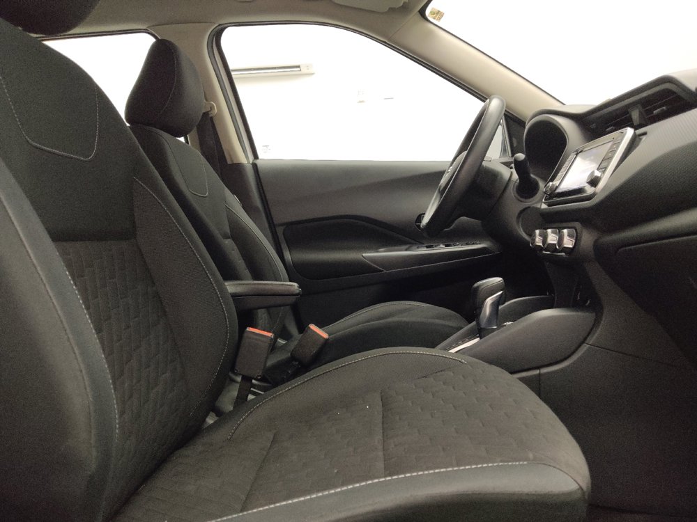 Used 2021 Nissan Kicks S FWD image 21