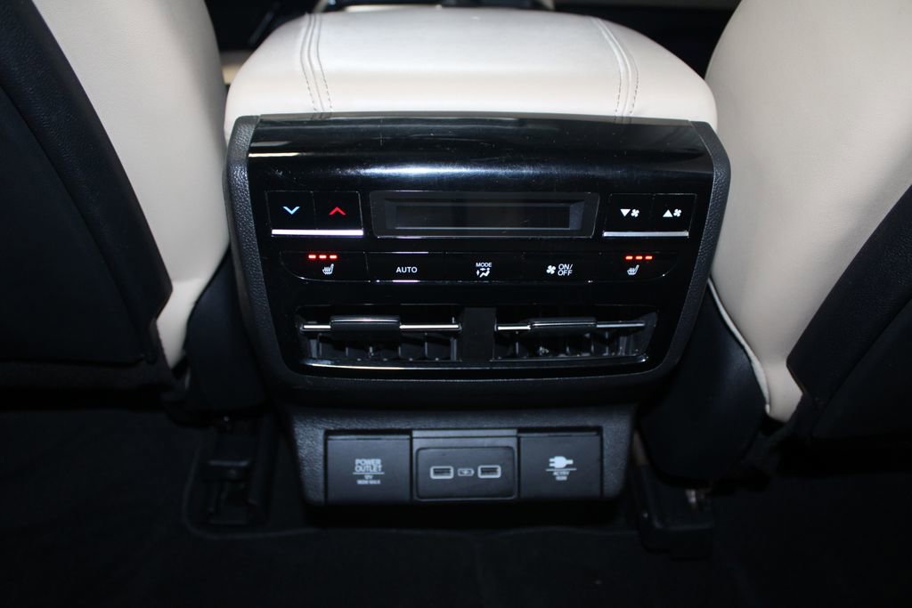 Used 2023 Acura MDX SH-AWD w/ Advance Package image 21