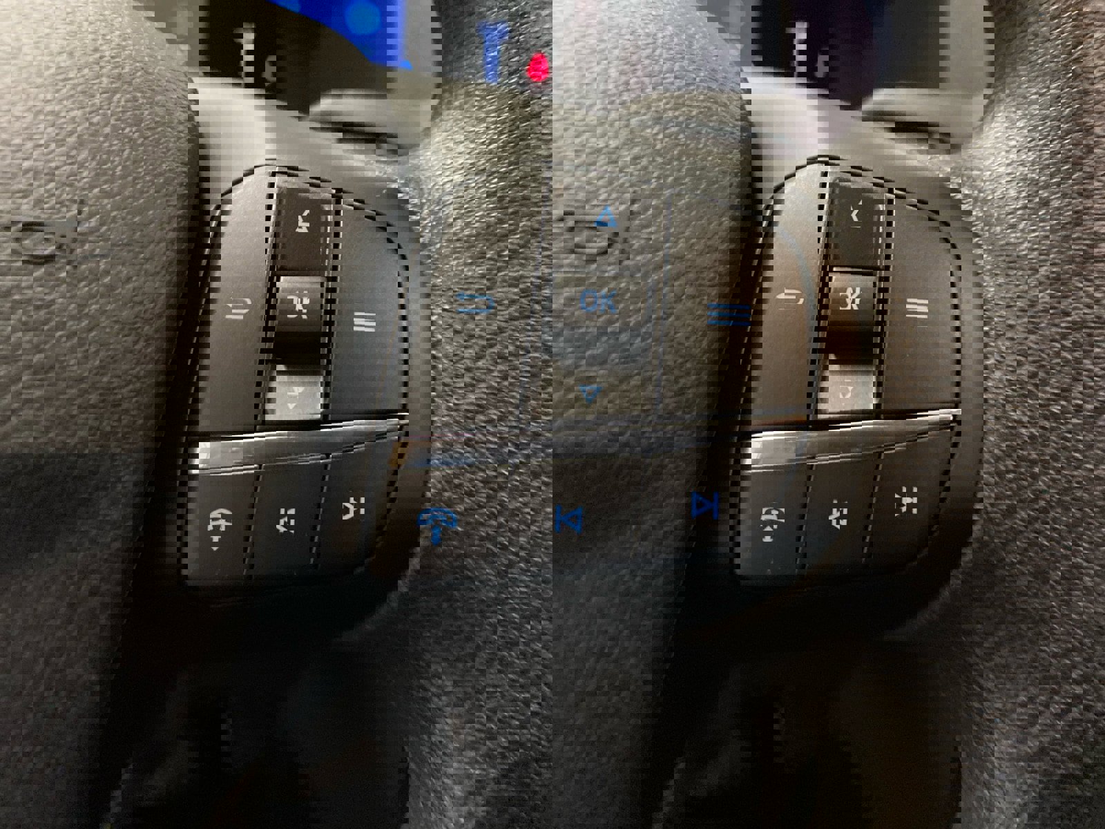 New 2026 Ford Transit 350 148 Medium Roof w/ Exterior Upgrade Package image 18