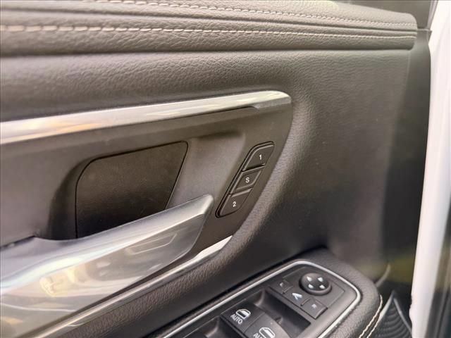 Used 2020 RAM 1500 Laramie image 14