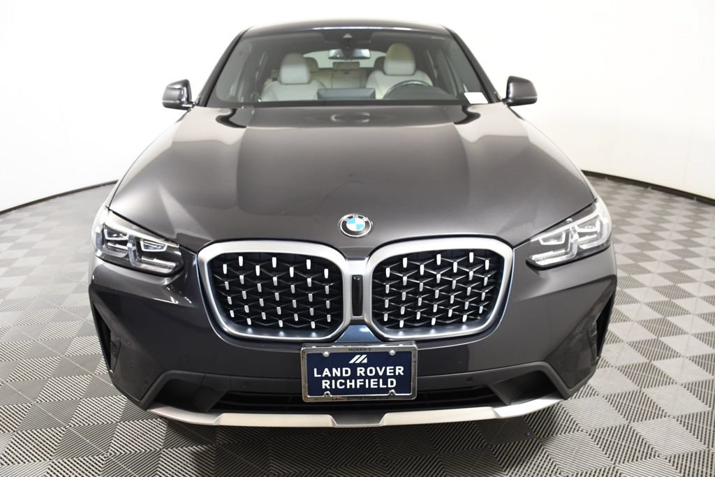 Used 2023 BMW X4 xDrive30i AWD/4WD image 10