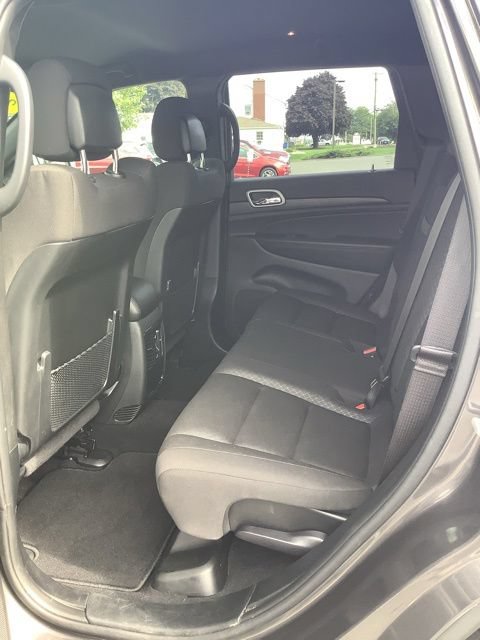 Certified 2021 Jeep Grand Cherokee Laredo AWD/4WD image 19