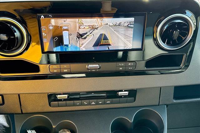 New 2026 Mercedes-Benz Sprinter 2500 image 13