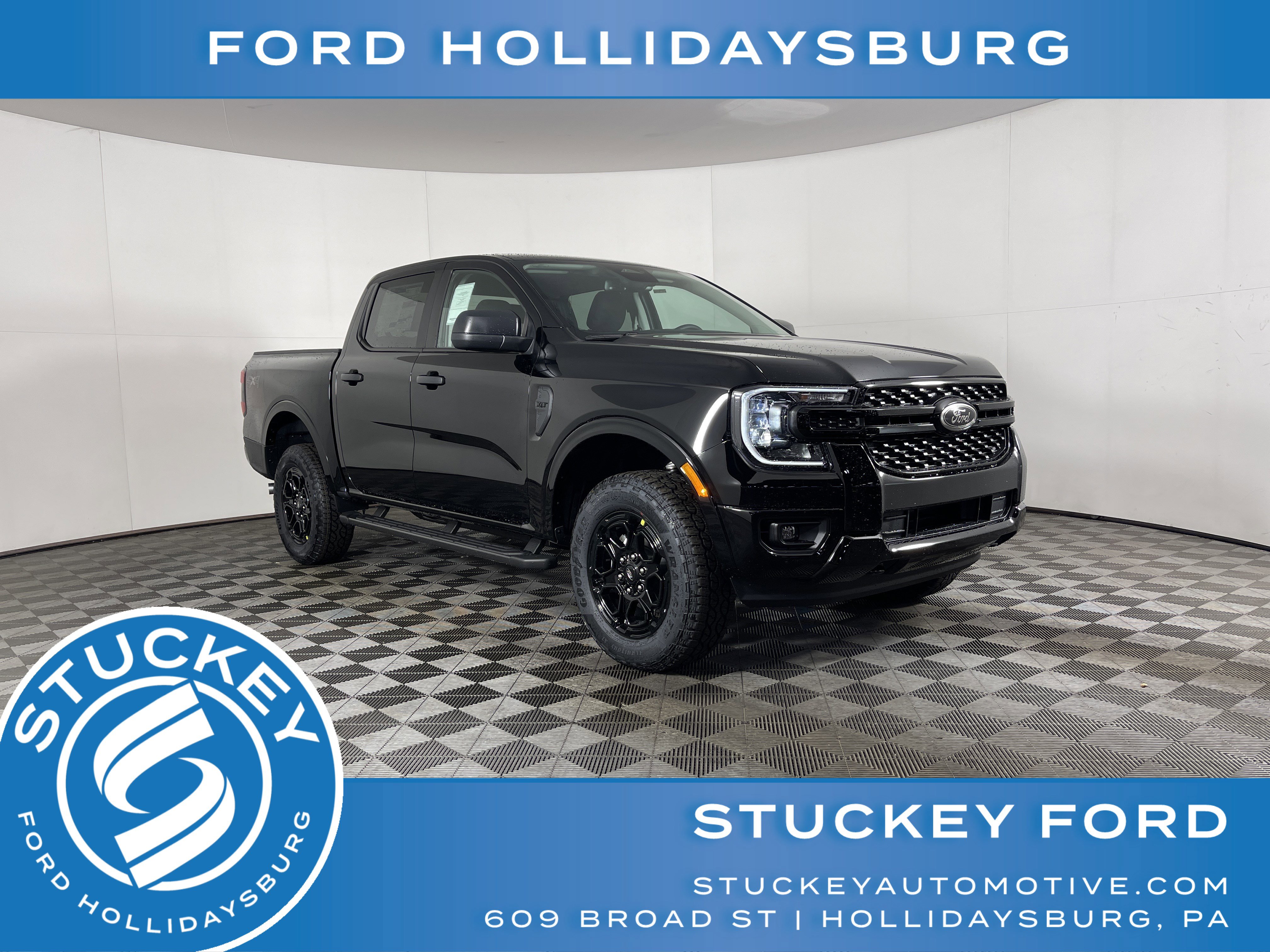 New 2025 Ford Ranger XLT w/ Black Appearance Package