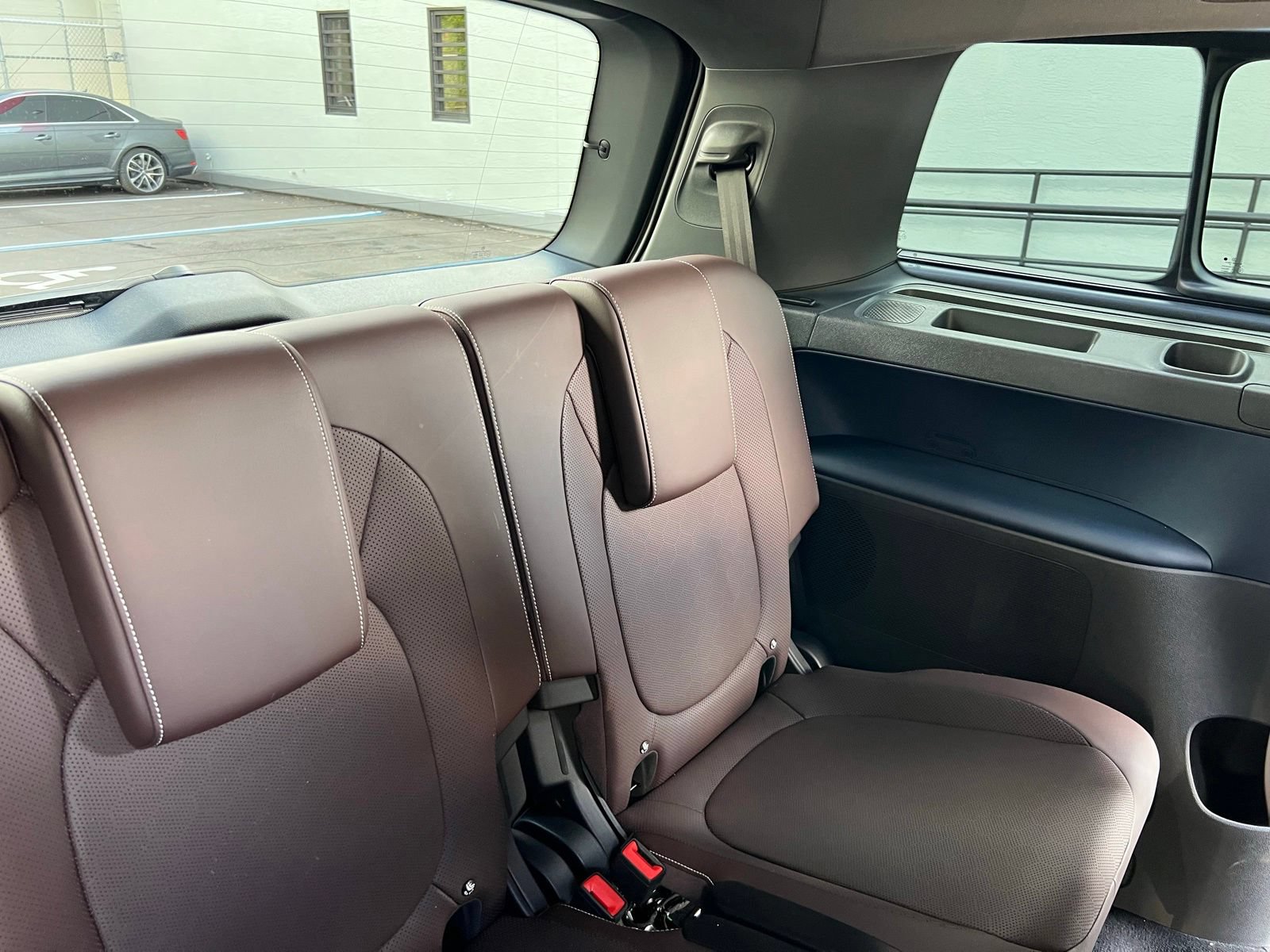 Used 2025 Volkswagen ID. Buzz Pro S RWD image 59
