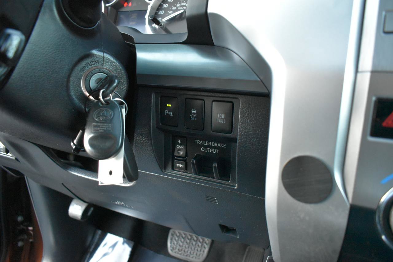 Used 2016 Toyota Tundra Platinum RWD image 41