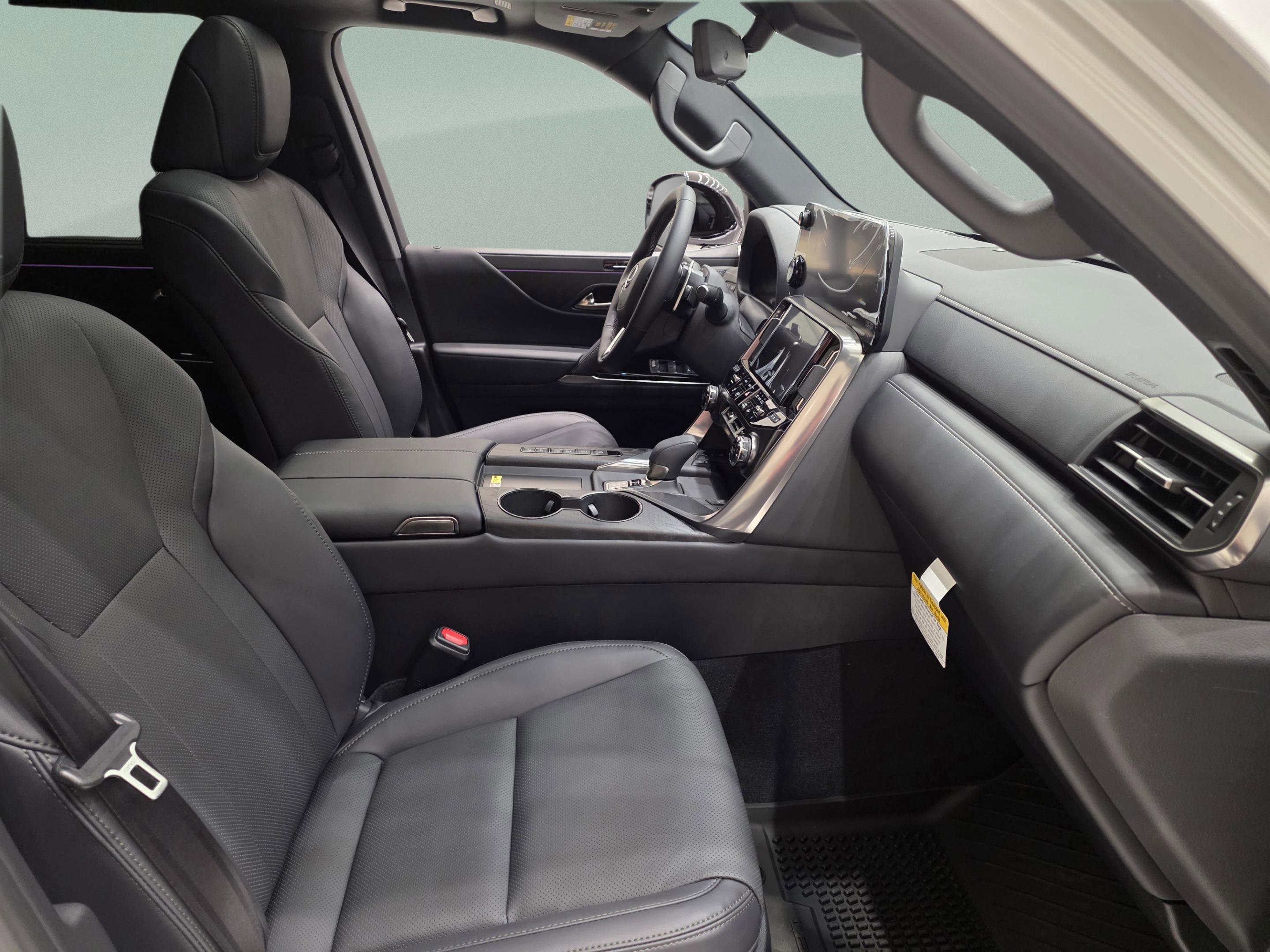 New 2026 Lexus LX 700h Overtrail image 29