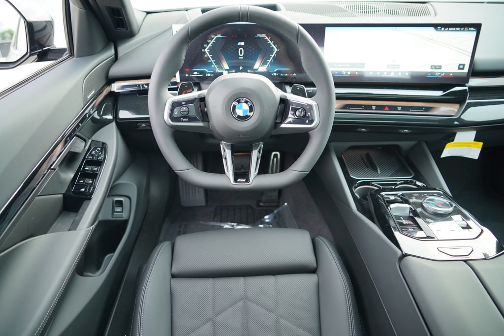 New 2027 BMW 530i xDrive w/ M Sport Package AWD/4WD image 15