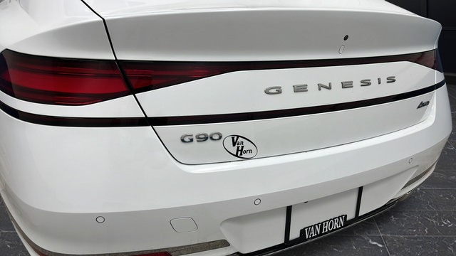 Used 2025 Genesis G90 3.5T AWD/4WD image 44