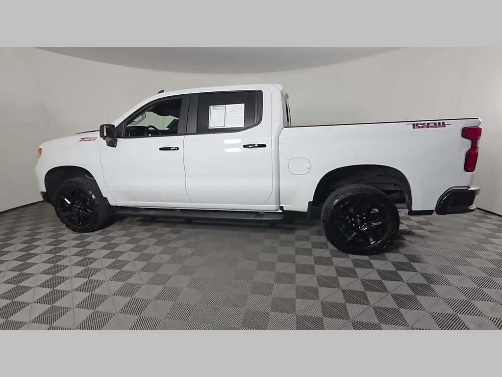 Used 2024 Chevrolet Silverado 1500 LT Trail Boss w/ LT Trail Boss Premium Package AWD/4WD image 50