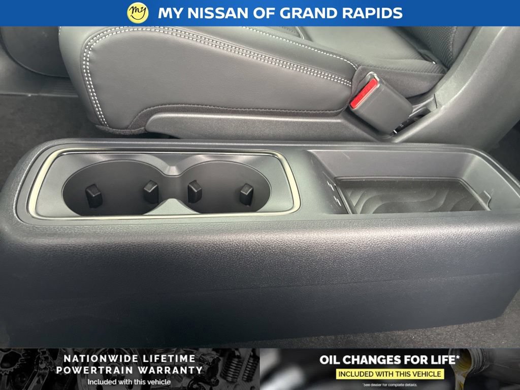 New 2026 Nissan Armada PRO-4X w/ Captain's Chari Seat Package AWD/4WD image 31