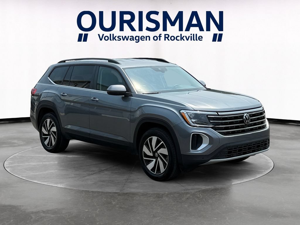 Used 2025 Volkswagen Atlas SE