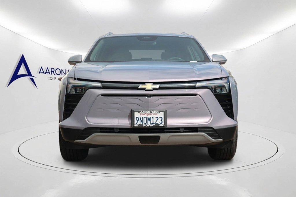 Used 2024 Chevrolet Blazer EV LT AWD/4WD image 2